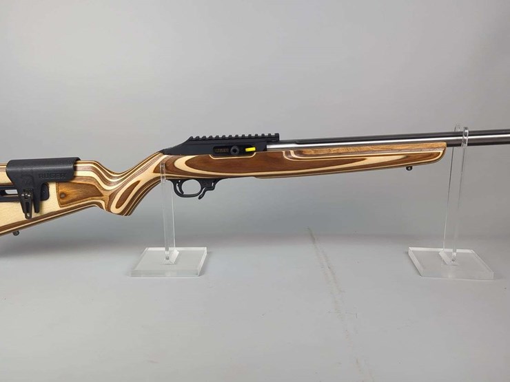 ruger-10/22-.22-lr-rifle-sn#-cs4-02699,-adjustable-cheek-rest,-fluted-barrel,-customized-by-ruger-custom-shop-with-coa,-manual,-in-original-hard-case-image-7
