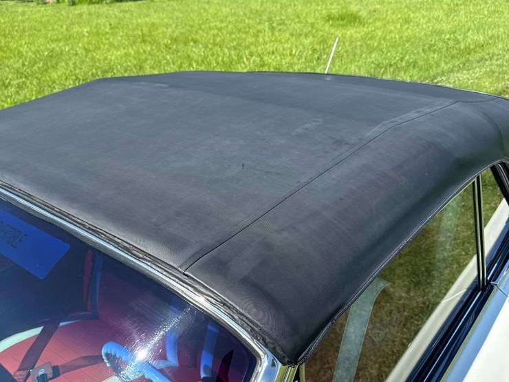 1961-chevrolet-impala-convertible-unrestored-original-image-71