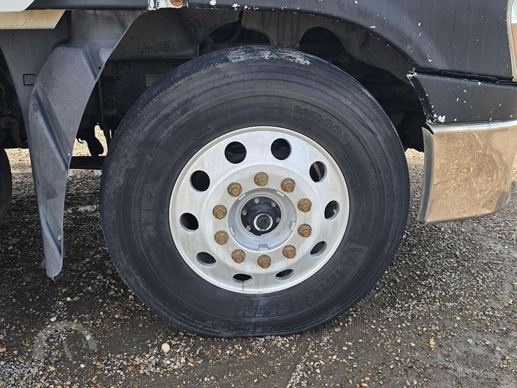 2018-freightliner-cascadia-125-image-26