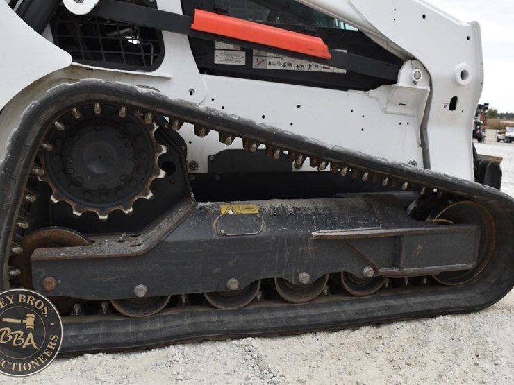 2025-bobcat-t650-image-26