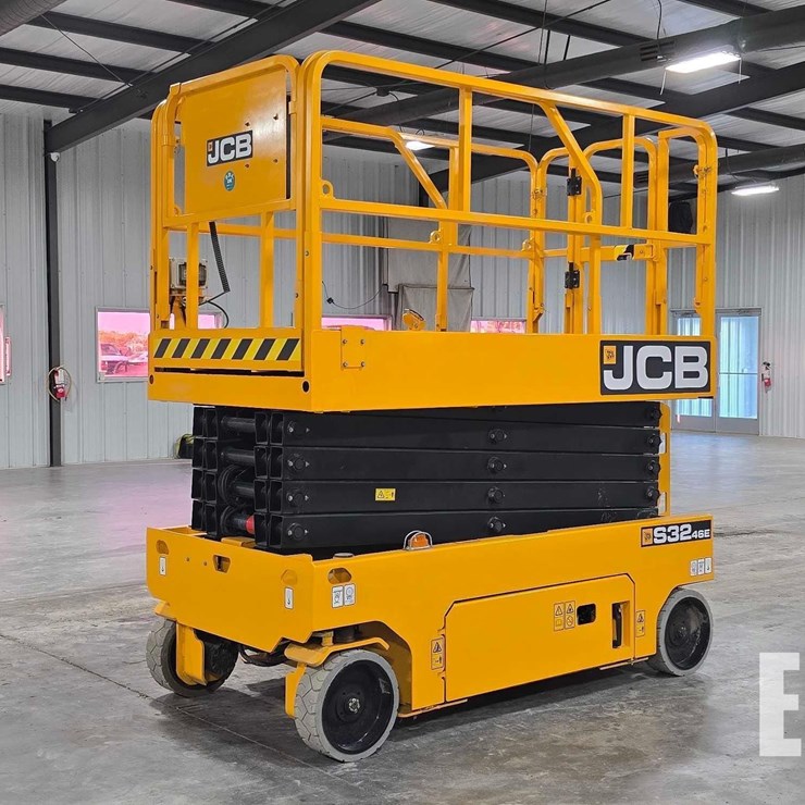 JCB S3246E