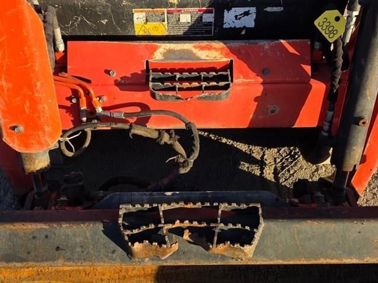 2022-kubota-svl75-2-image-37