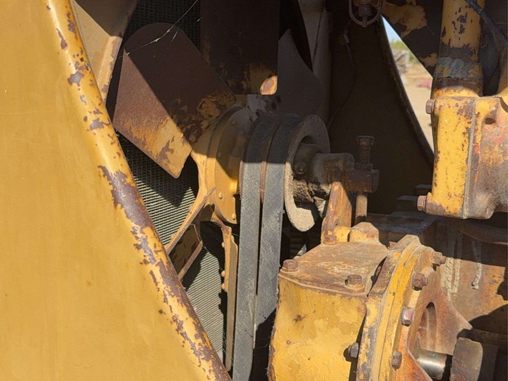 caterpillar-d7-image-22