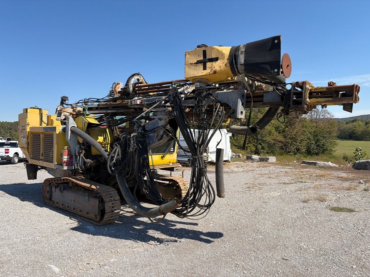 2011-atlas-copco-ecm660-iv-image-24