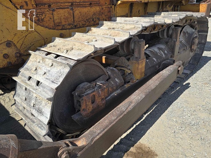 caterpillar-d6d-image-27