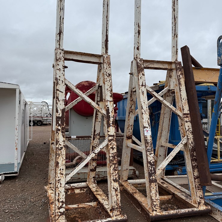 (2) ADJUSTABLE HEIGHT MAST STANDS