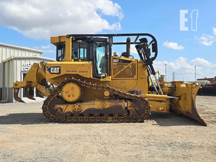2019-caterpillar-d6t-xl-image-6
