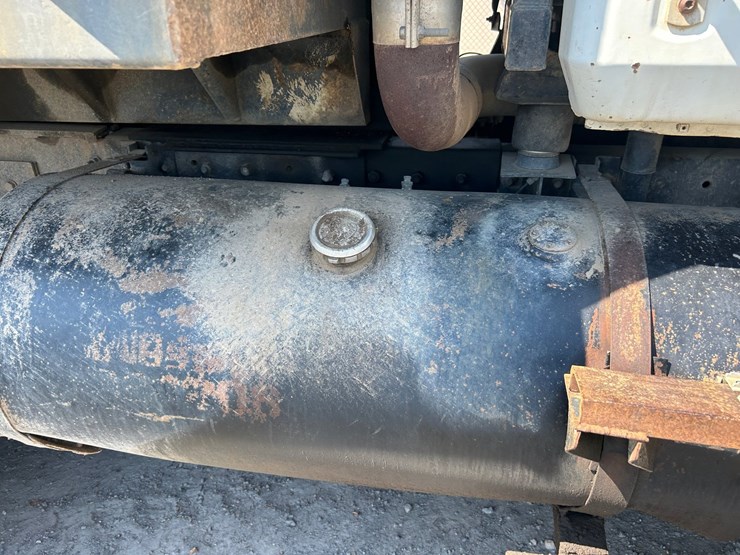 1994-mack-ch613-image-54