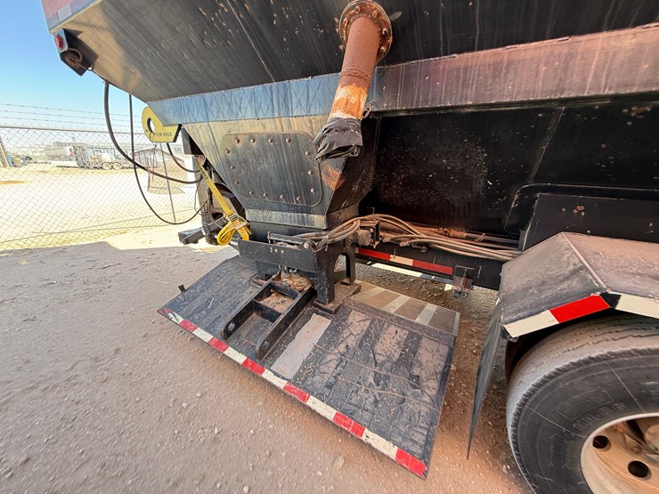 2014-caterpillar-c4.4-image-17