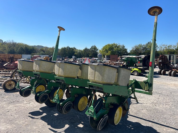 john-deere-7000-image-5