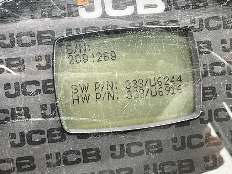2013-jcb-tm320-image-18