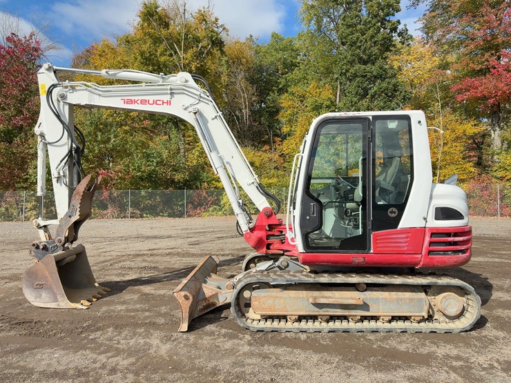 2017-takeuchi-tb290-image-2