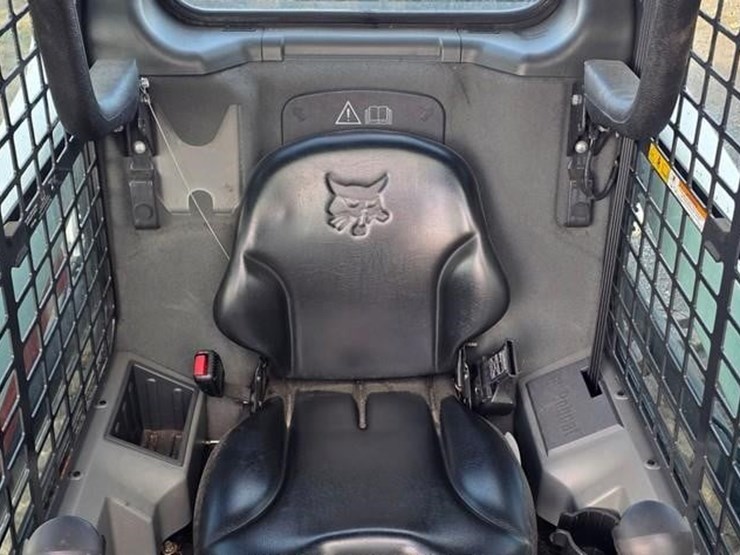 2018-bobcat-s550-image-46