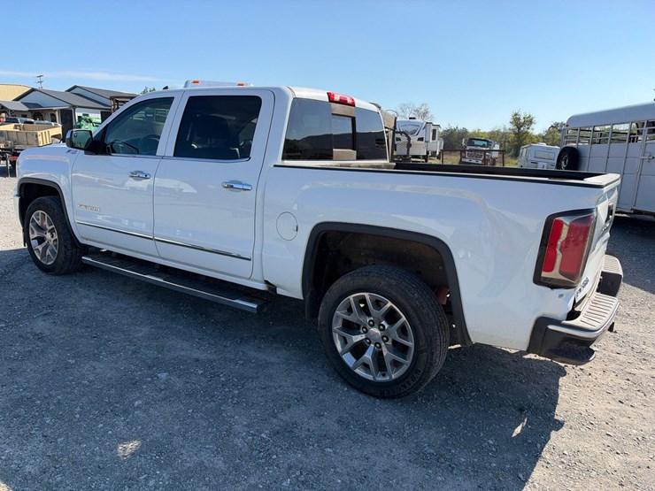 2016-gmc-1500-image-4
