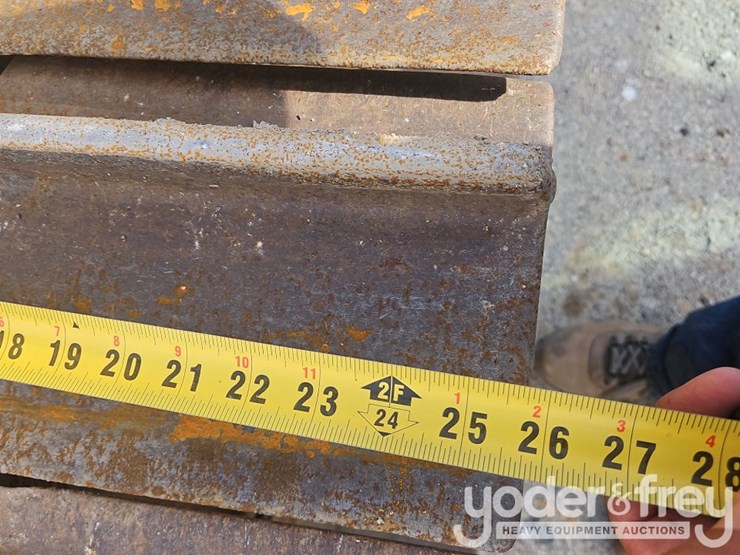 2018-caterpillar-d5k-image-38