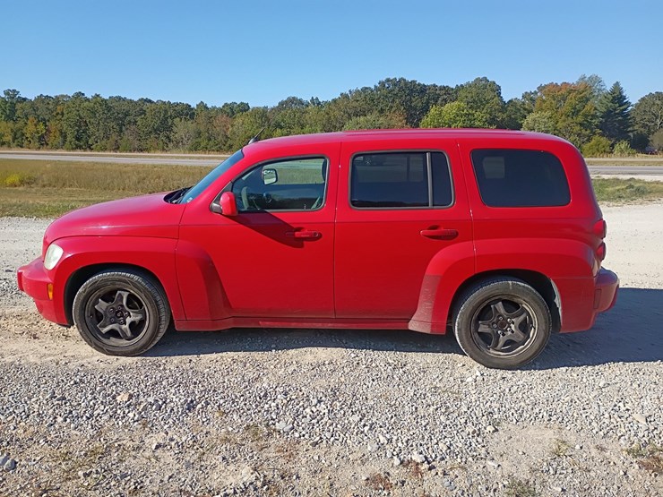 2011-chevrolet-hhr-image-3
