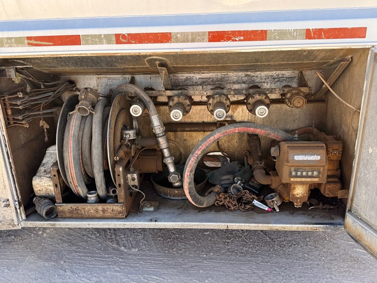2015-hino-338-image-9