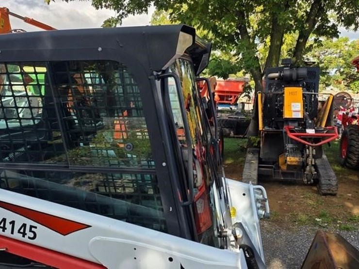 2018-bobcat-s550-image-10