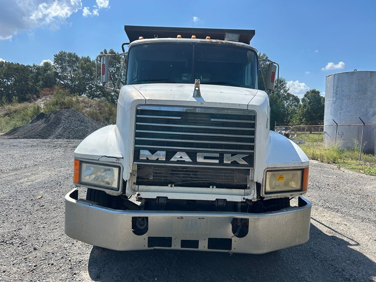 1994-mack-ch613-image-17