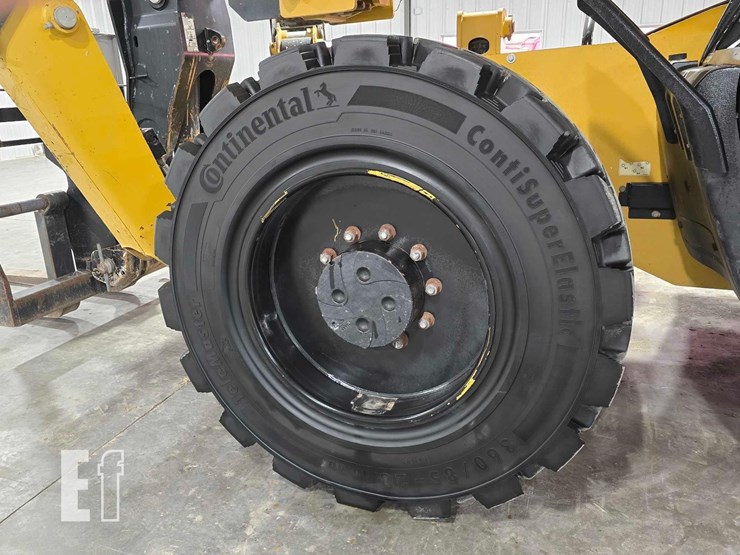 2019-caterpillar-tl1255d-image-23