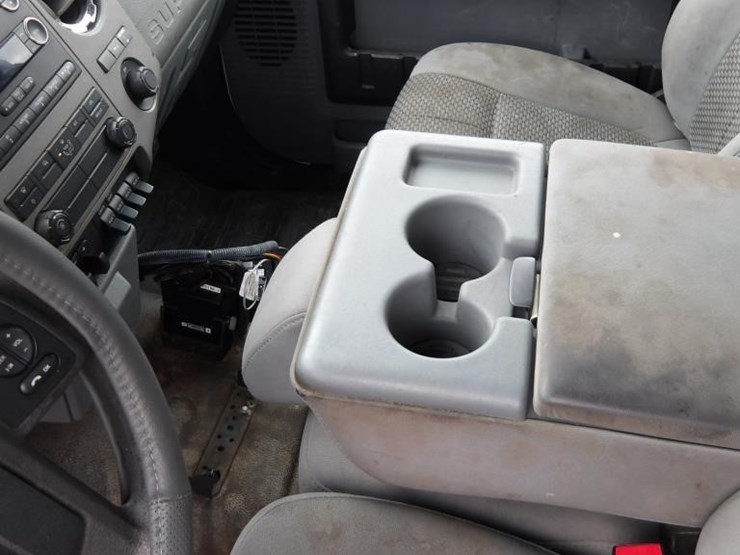 2011-ford-f350-image-19