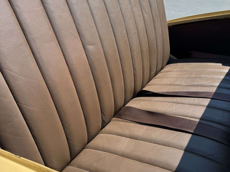 1937-cadillac-series-60-five-passenger-touring-sedan-image-12