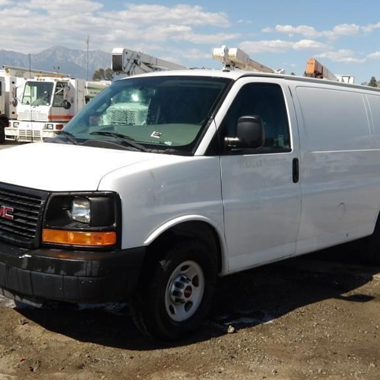 2016 UTILITY Van