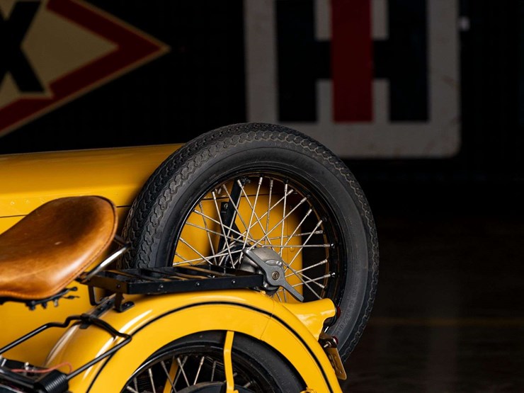 1938-harley-davidson-caterpillar-package-van-tribute-image-17