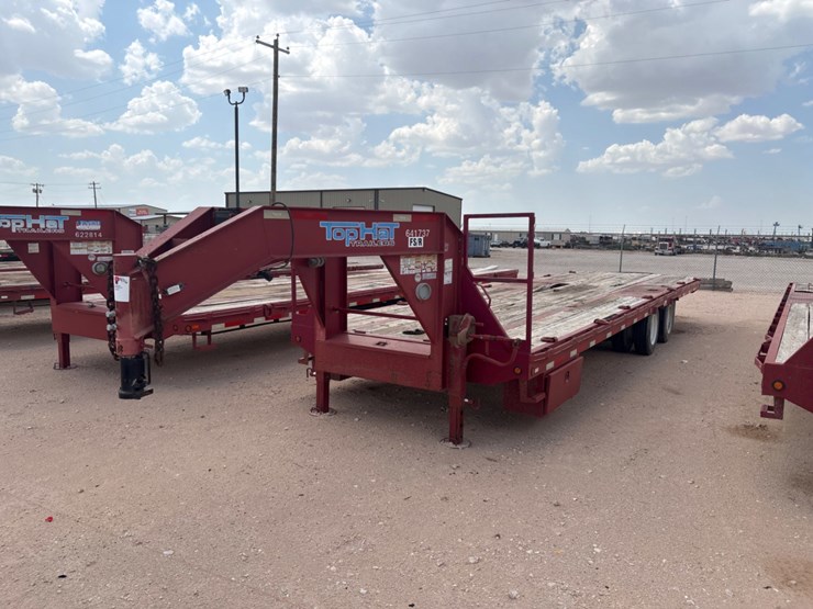 2014-top-hat-trailers-30’-x-102”-t/a-gooseneck-trailer-image-2