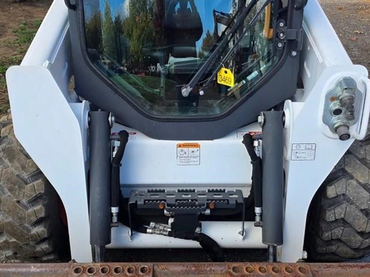 2018-bobcat-s550-image-36