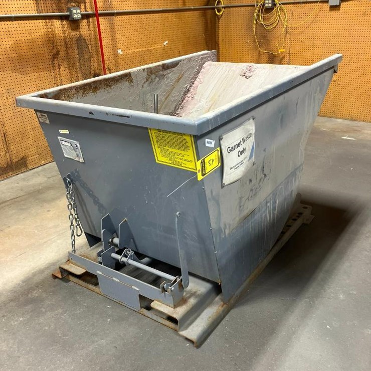 WRIGHT SELF-DUMPING HOPPER, MODEL 10055, 1-YARD CAPACITY