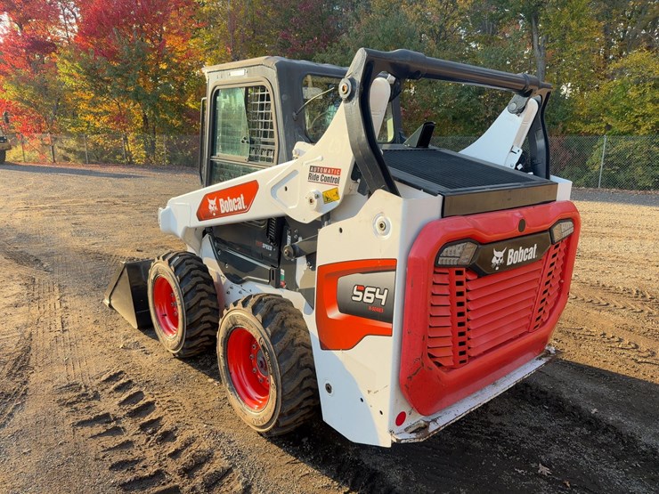 2022-bobcat-s64-image-3