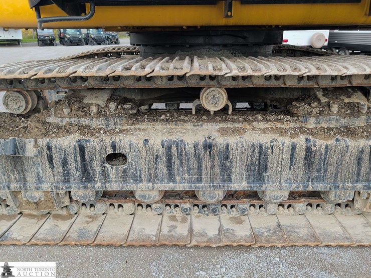 2010-john-deere-450-image-35