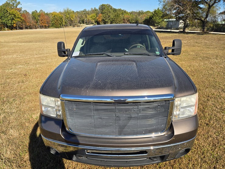 2008-gmc-sierra-2500hd-image-22