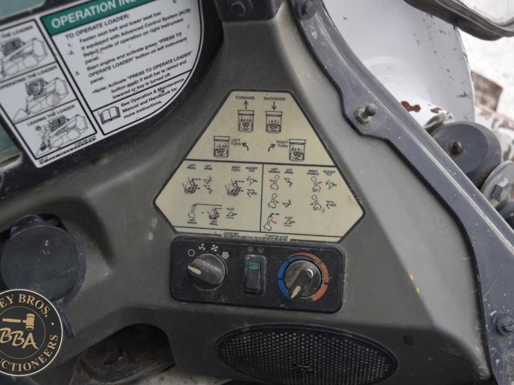 2019-bobcat-t770-image-44