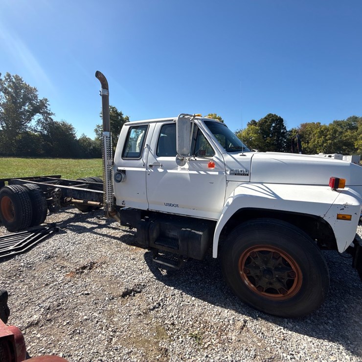 FORD F800