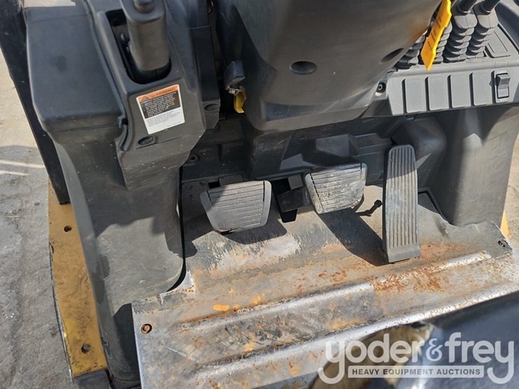 caterpillar-c6000-image-21