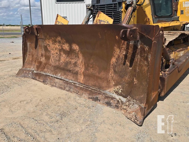 2008-deere-750j-image-9