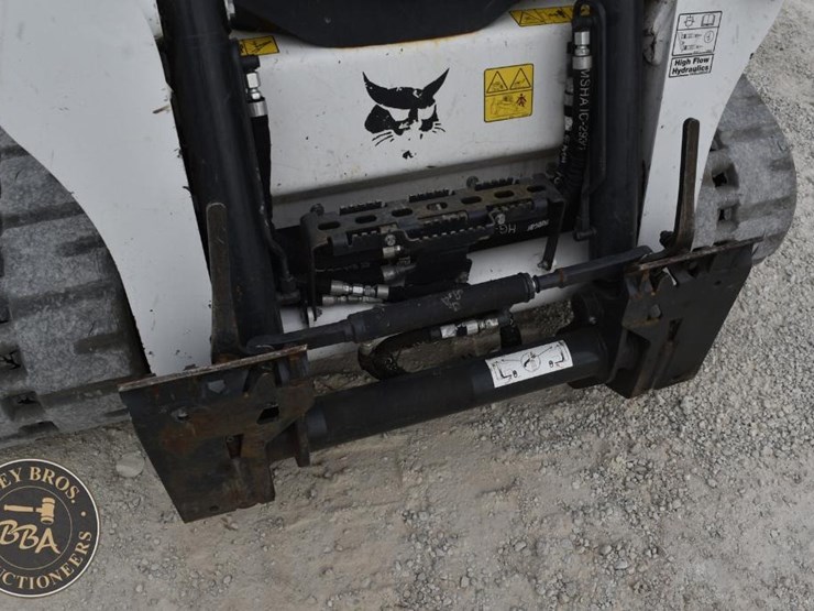 2025-bobcat-t650-image-10
