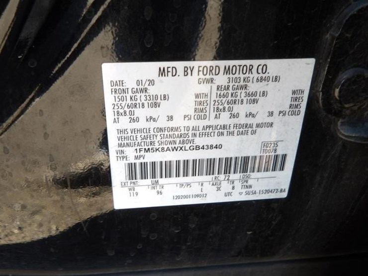 2020-ford-explorer-image-25
