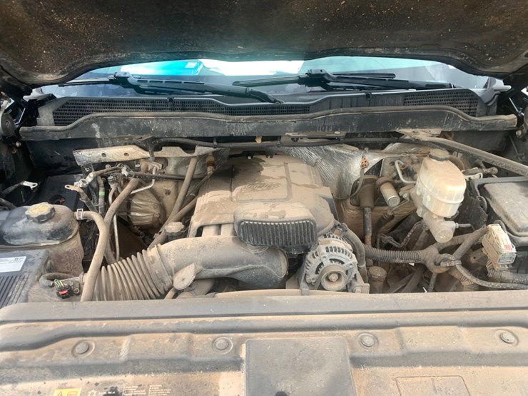 2018-chevrolet-silverado-2500hd-image-6