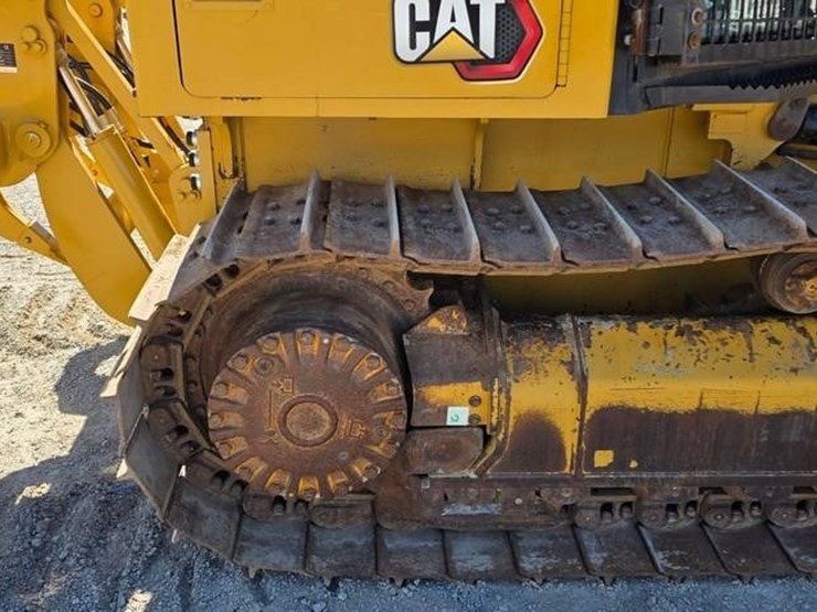 2021-caterpillar-d3-image-31