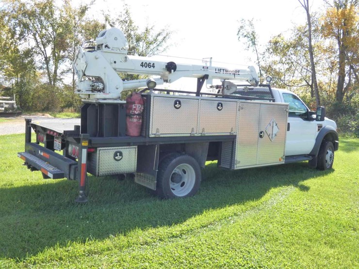 ford-f550-image-3