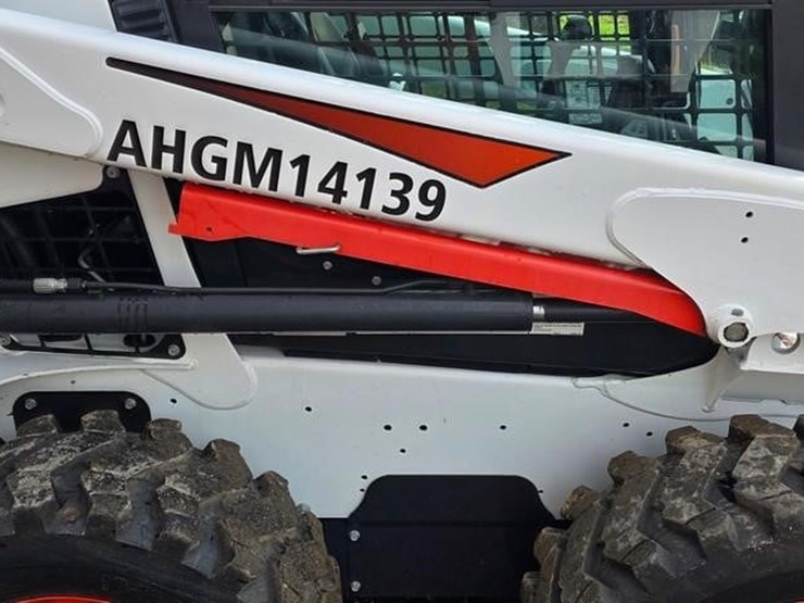 2018-bobcat-s550-image-12