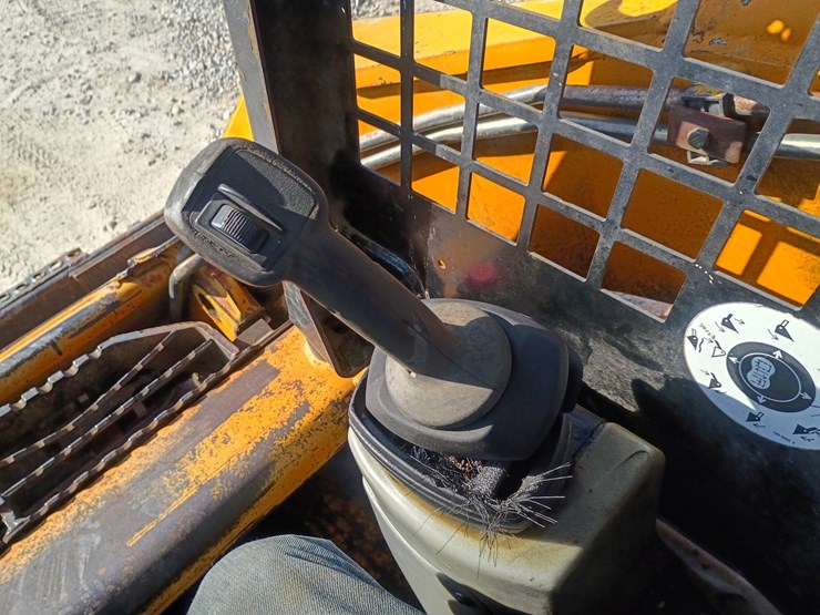 2003-caterpillar-287-image-26