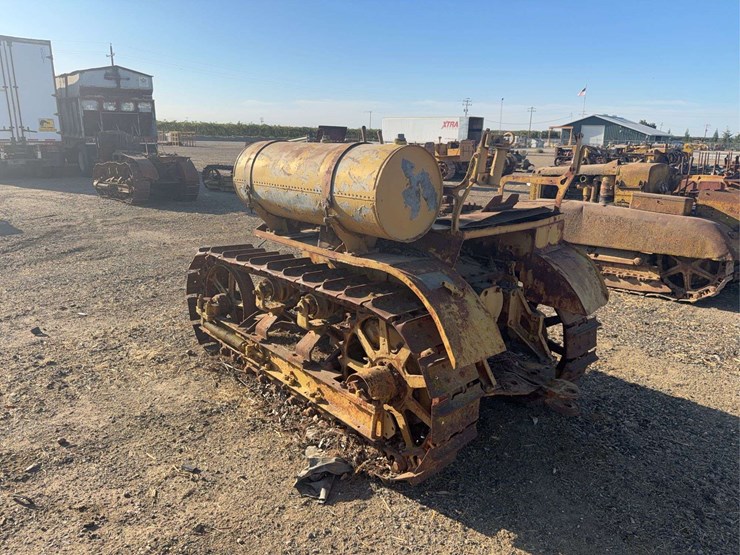 caterpillar-thirty-image-2