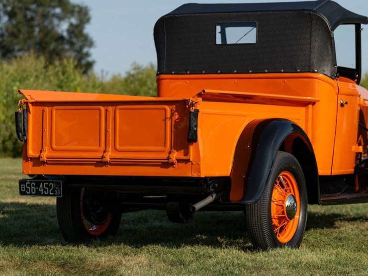 1933-ford-v8-roadster-pickup-image-11