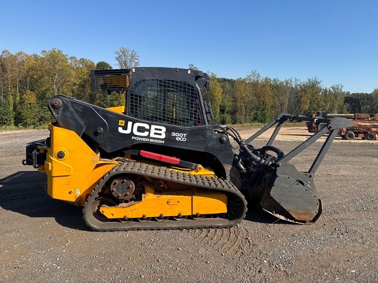 2013-jcb-300t-image-7