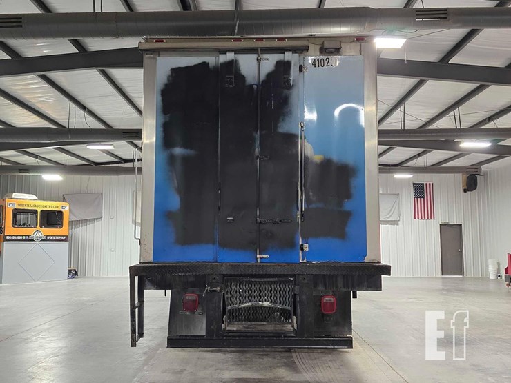 2010-international-durastar-4300-image-8