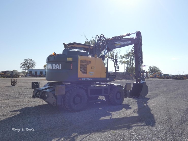 hyundai-hw170a-cr-image-3